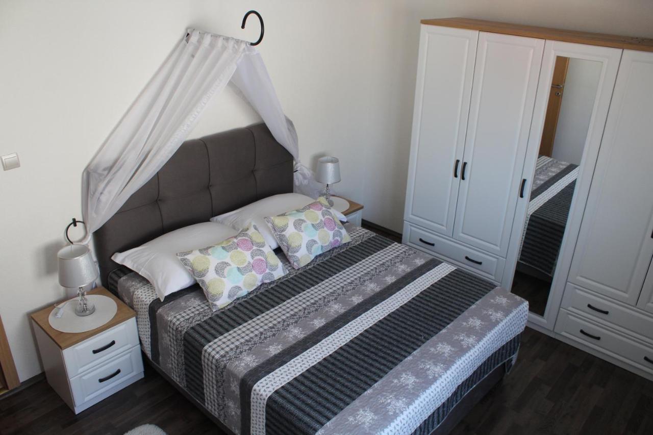Apartments Grmaca Trogir Kültér fotó